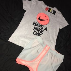 Women’s Nike short set